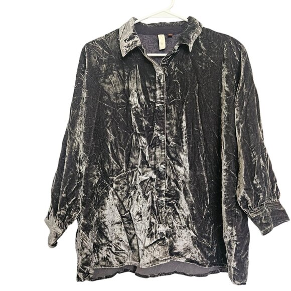 Pilcro Tops - Pilcro Anthropologie Women's Top Button down Crush Velvet SZ XS Whimsygoth edgy